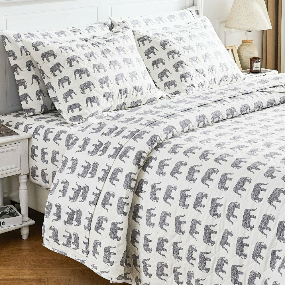 Elephants Cotton Flannel Quilt Set | Plow & Hearth