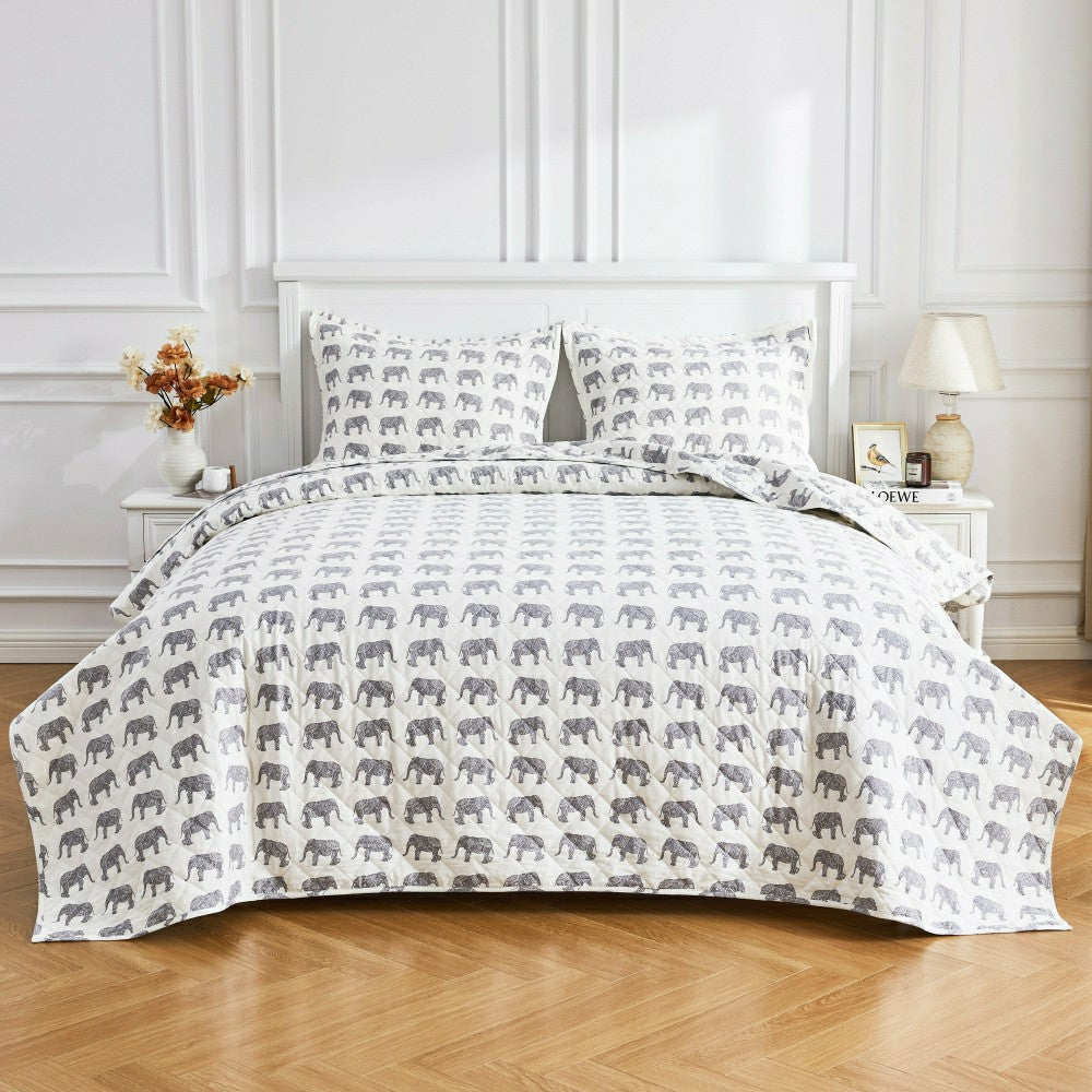 Elephants Cotton Flannel Quilt Set | Plow & Hearth