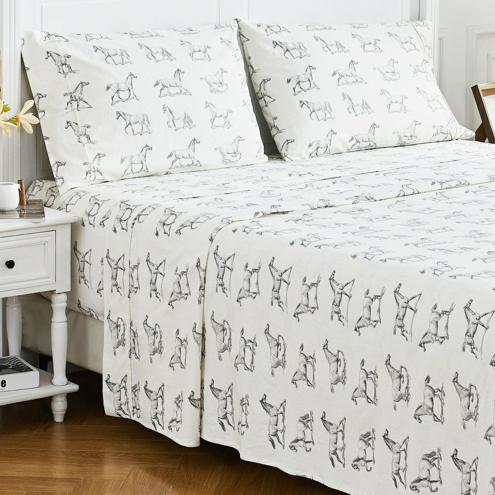 Horses Flannel Sheet Set | Plow & Hearth