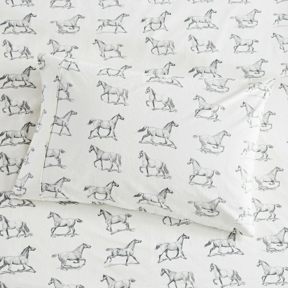 Horses Flannel Sheet Set | Plow & Hearth