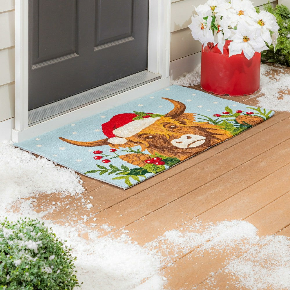 Indoor/Outdoor Hooked Rug Highland Cow Polypropylene, 24"x42" | Plow & Hearth