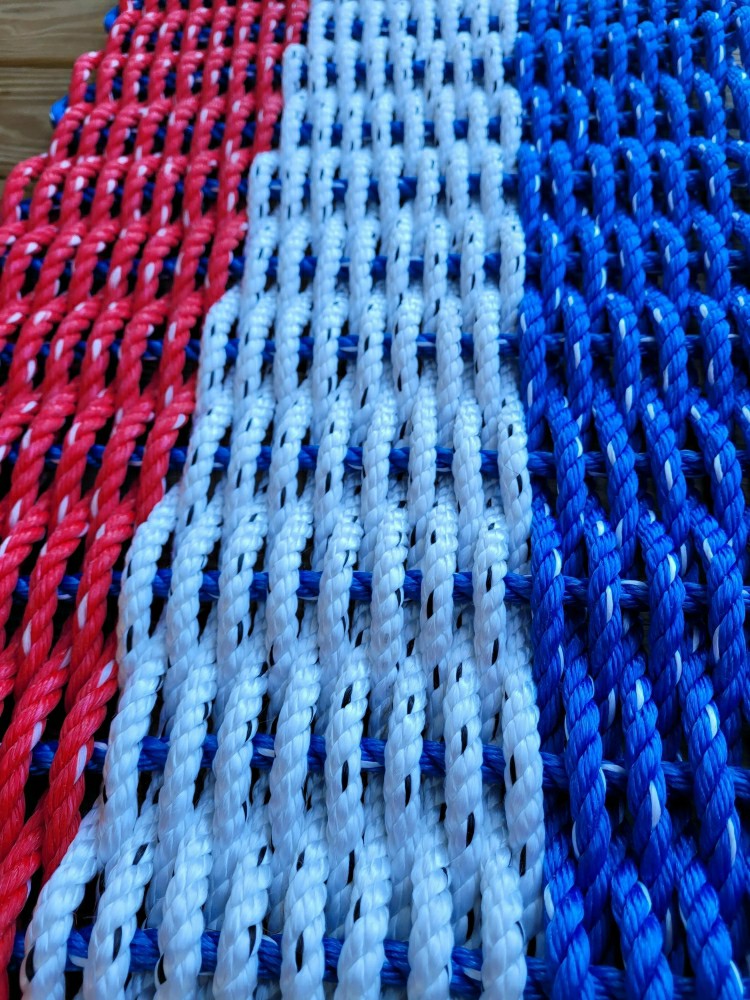 RED WHITE and BLUE stripe Lobster Rope Mat | Plow & Hearth