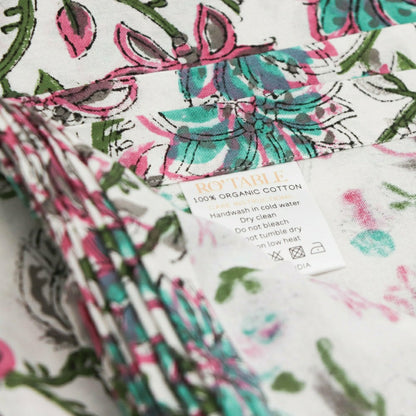 Pendula Petunia Tablecloth | Plow & Hearth
