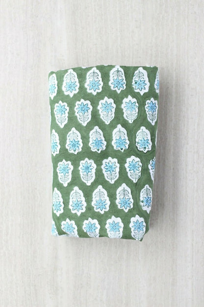 Tablecloth - Poinsettia, Sage & Uniform Blue | Plow & Hearth