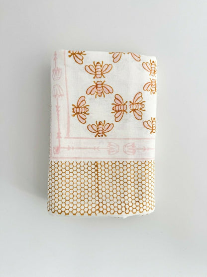 Honeybee Table Throw | Plow & Hearth