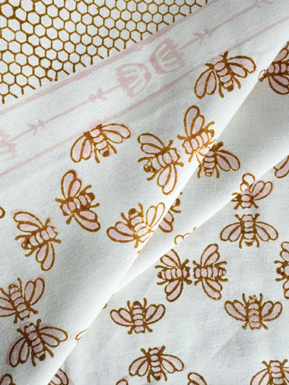 Honeybee Table Throw | Plow & Hearth