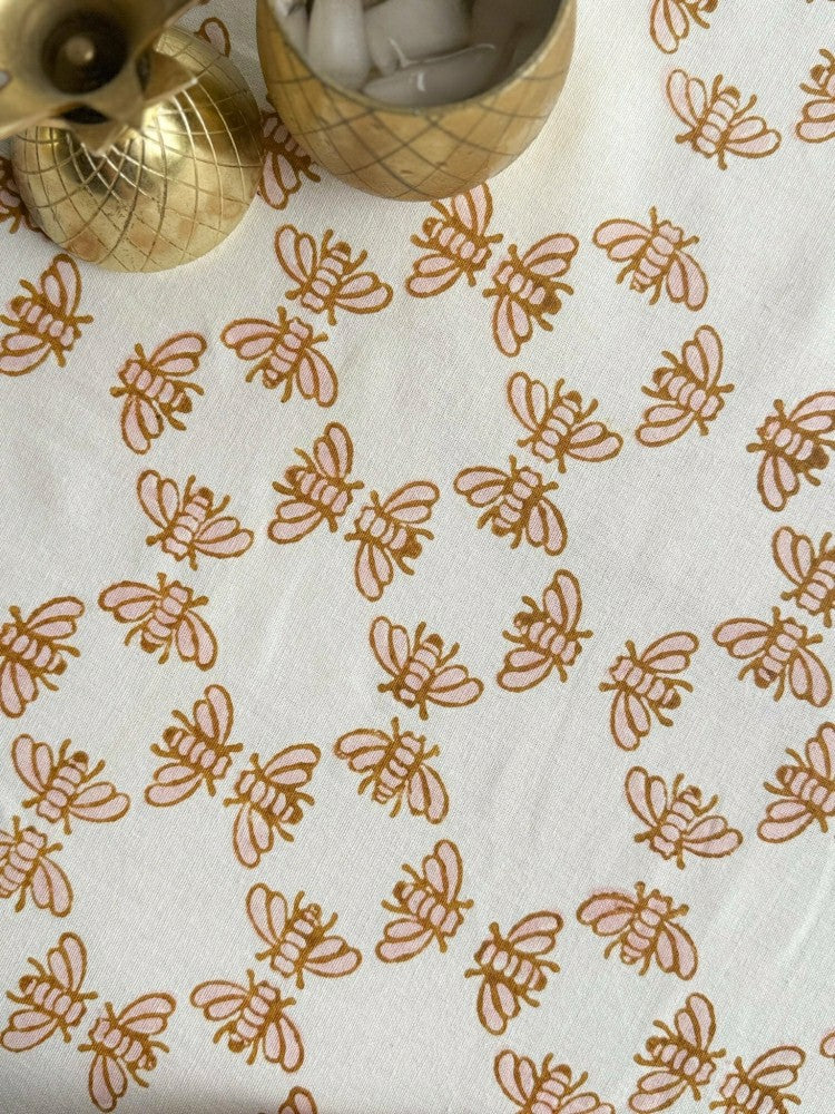 Honeybee Table Throw | Plow & Hearth