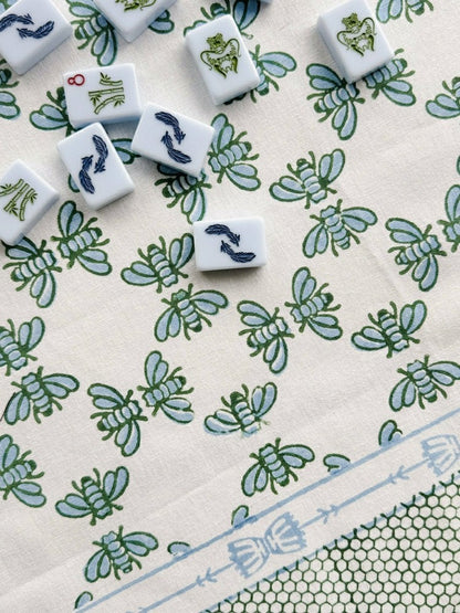 Honeybee Table Throw | Plow & Hearth