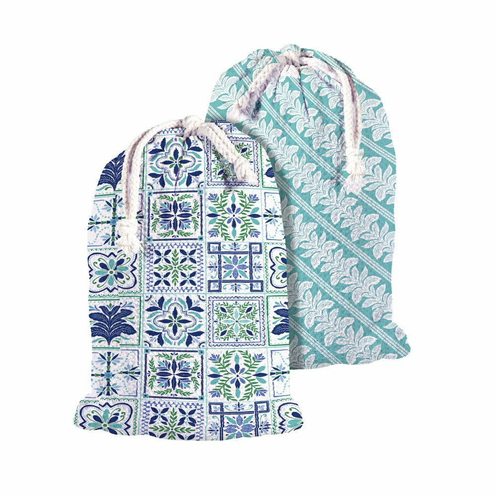 Seaside Retreat Towel Quick Dry Waffle Weave with Matching Carrying Ca | Plow & Hearth