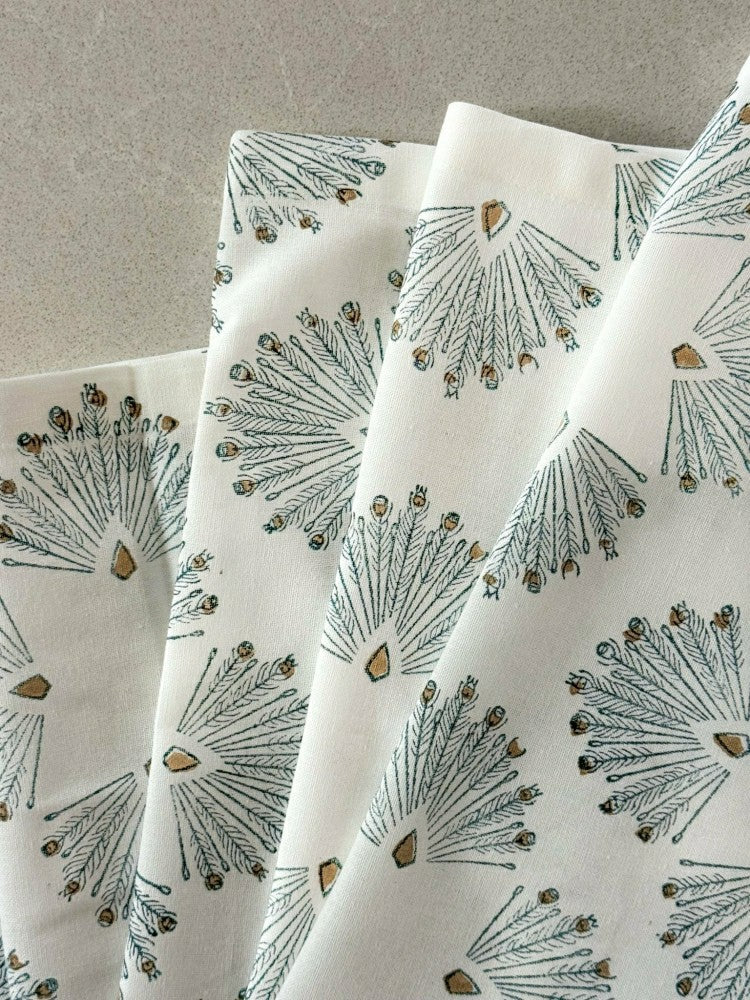 Peacock Paradise Table Runner | Plow & Hearth