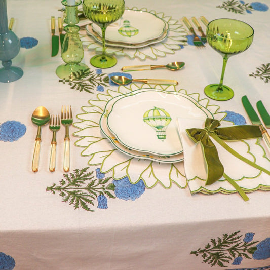 Toile de Blu Hortensia Tablecloth | Plow & Hearth