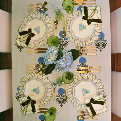 Toile de Blu Hortensia Tablecloth | Plow & Hearth