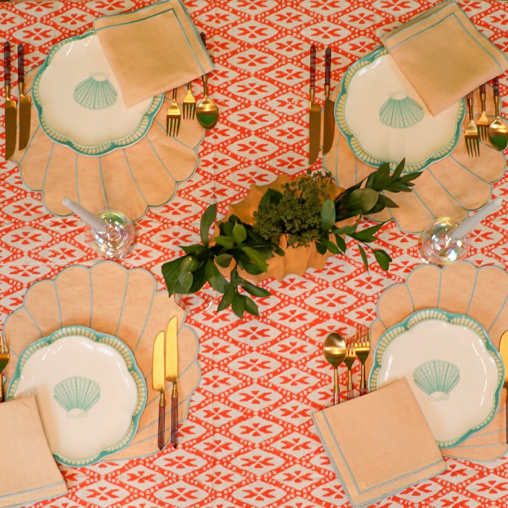 Isabella Cove Tablecloth | Plow & Hearth