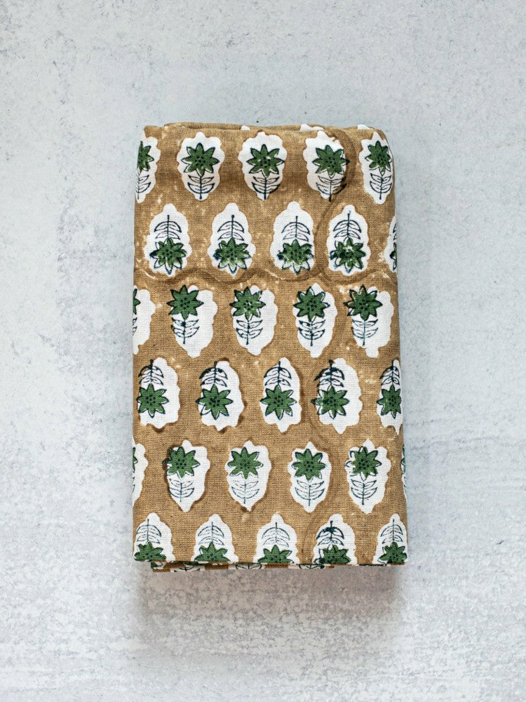 Table Throw (Ivory) - Poinsettia - Midnight, Chai, & Sage | Plow & Hearth