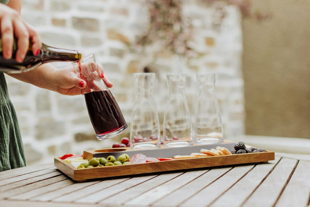 Cava Wine Tasting Kit with 4 Glass Carafes | Plow & Hearth
