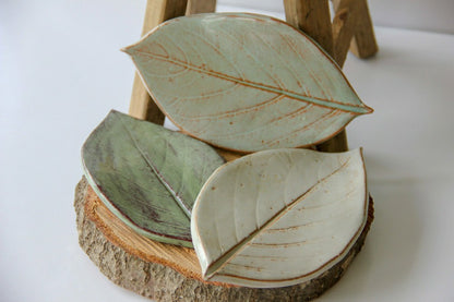 Large Leaf Dish | Plow & Hearth