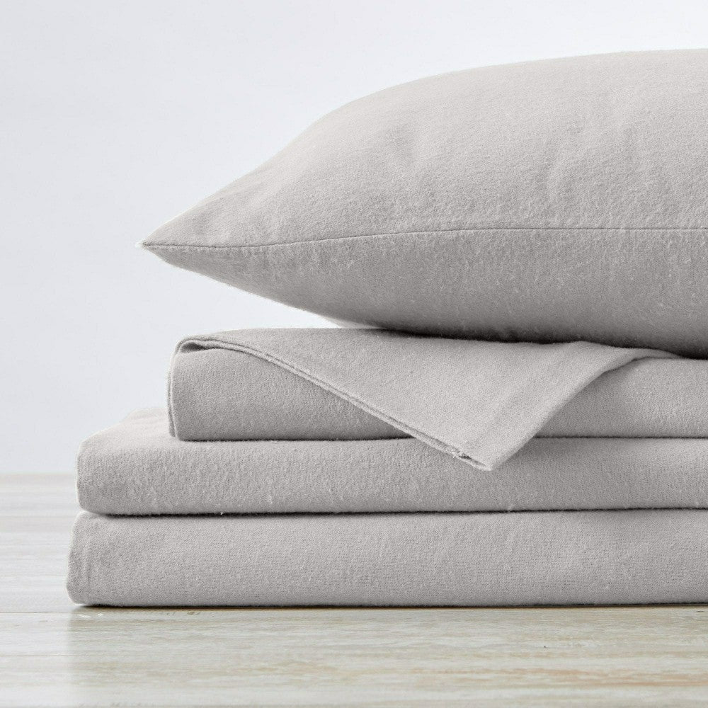 4-Piece Cotton Solid Flannel Sheet - Nordic Collection | Plow & Hearth