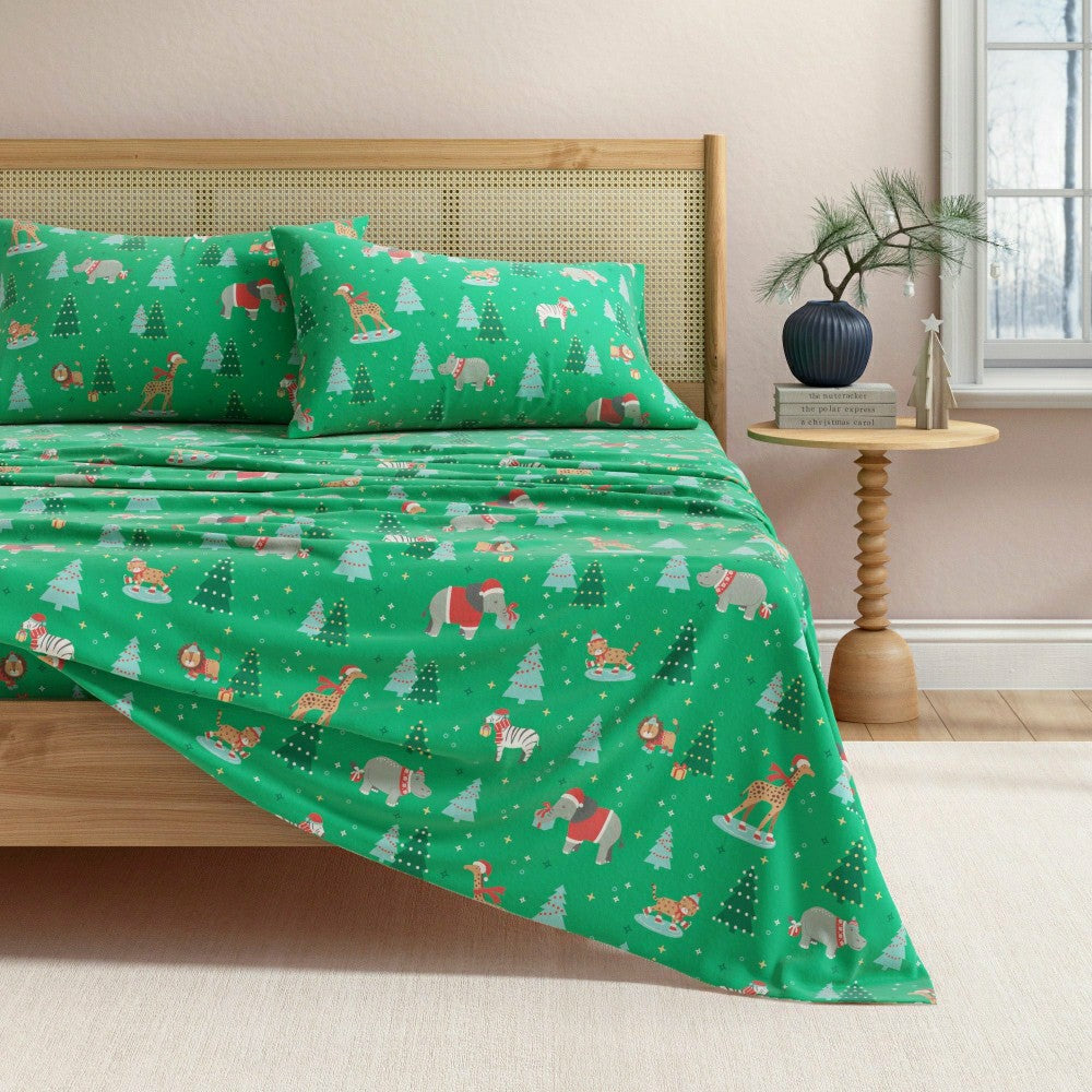 4-Piece Turkish Cotton Christmas Flannel Sheet - Whittaker Collection | Plow & Hearth