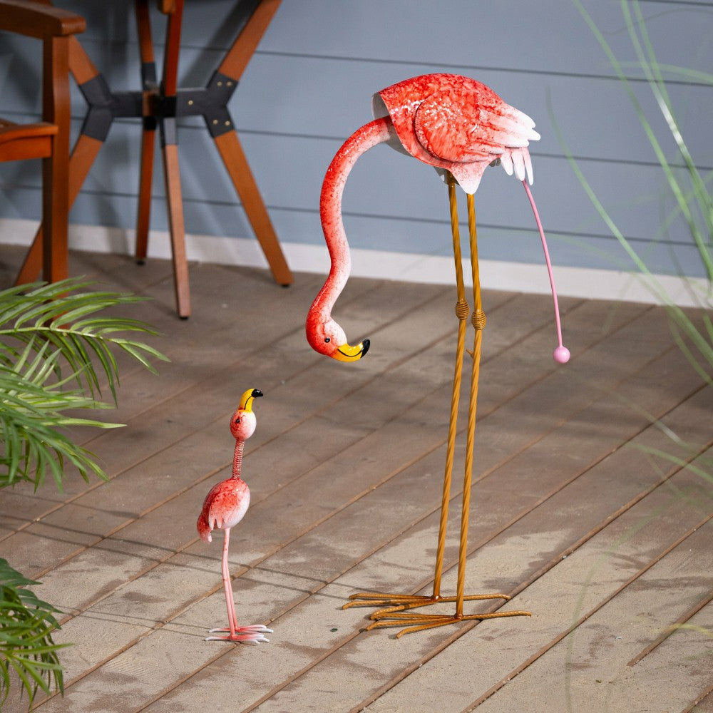Palm Beach Garden Statue, Metal Flamingo Bending & Wobble Mom & Baby Garden Statue | Plow & Hearth