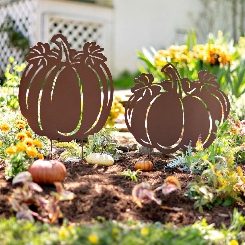 Rustic Metal Pumpkin Stake | Plow & Hearth