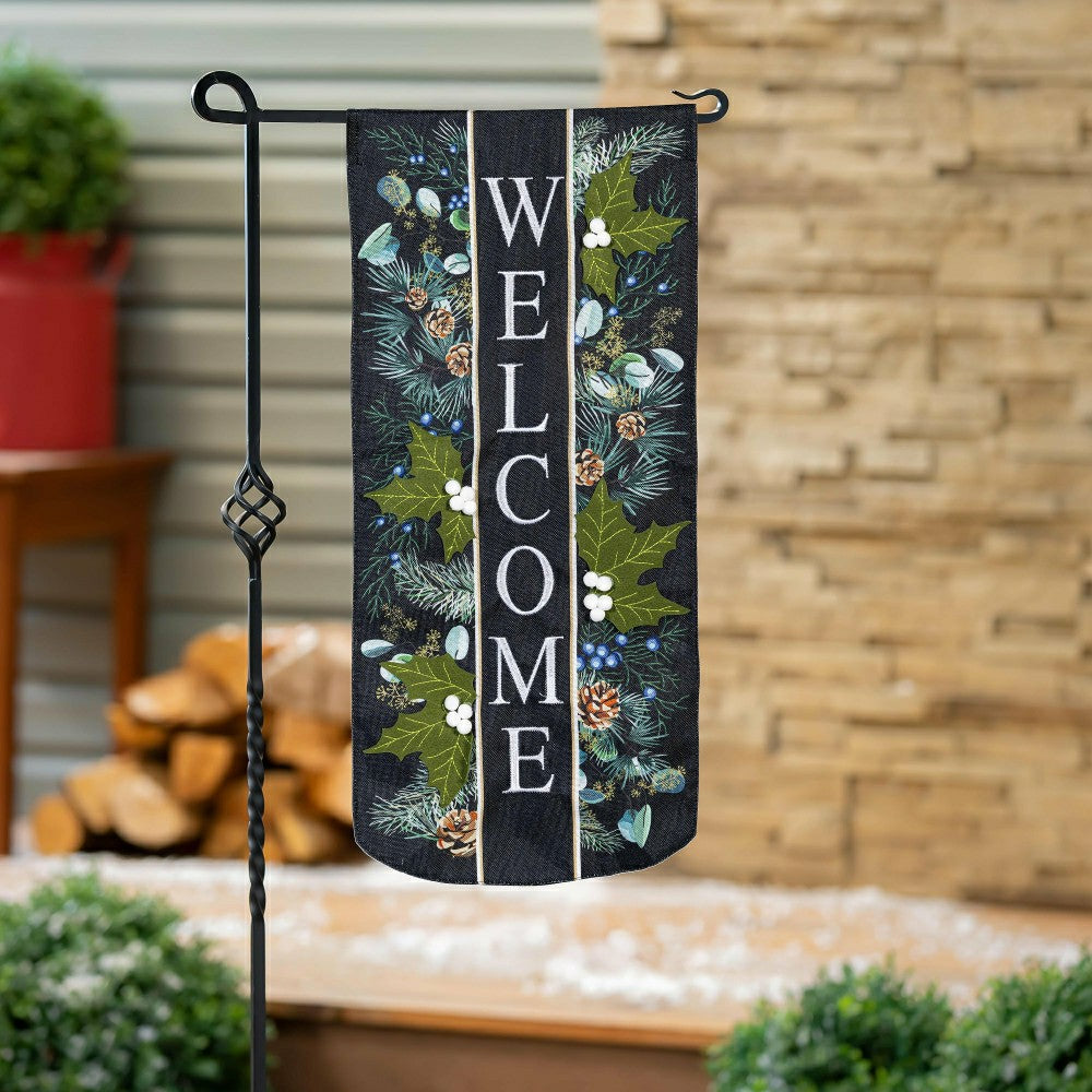 Winter Foliage Welcome Everlasting Impressions | Plow & Hearth