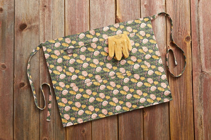 Gardener's Half Apron | Plow & Hearth