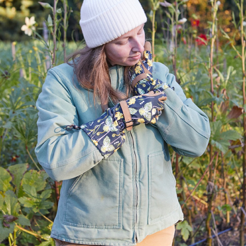 Arm Saver Gloves | Plow & Hearth