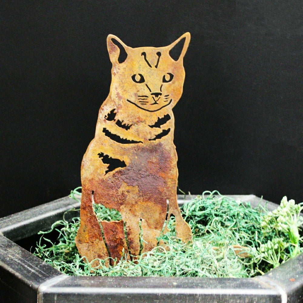 Shorthair Tabby Garden Stake | Plow & Hearth