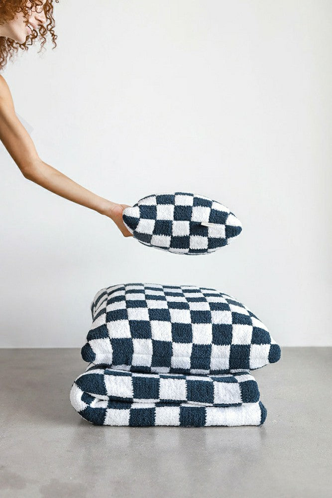 Checkerboard Mini Pillow | Plow & Hearth