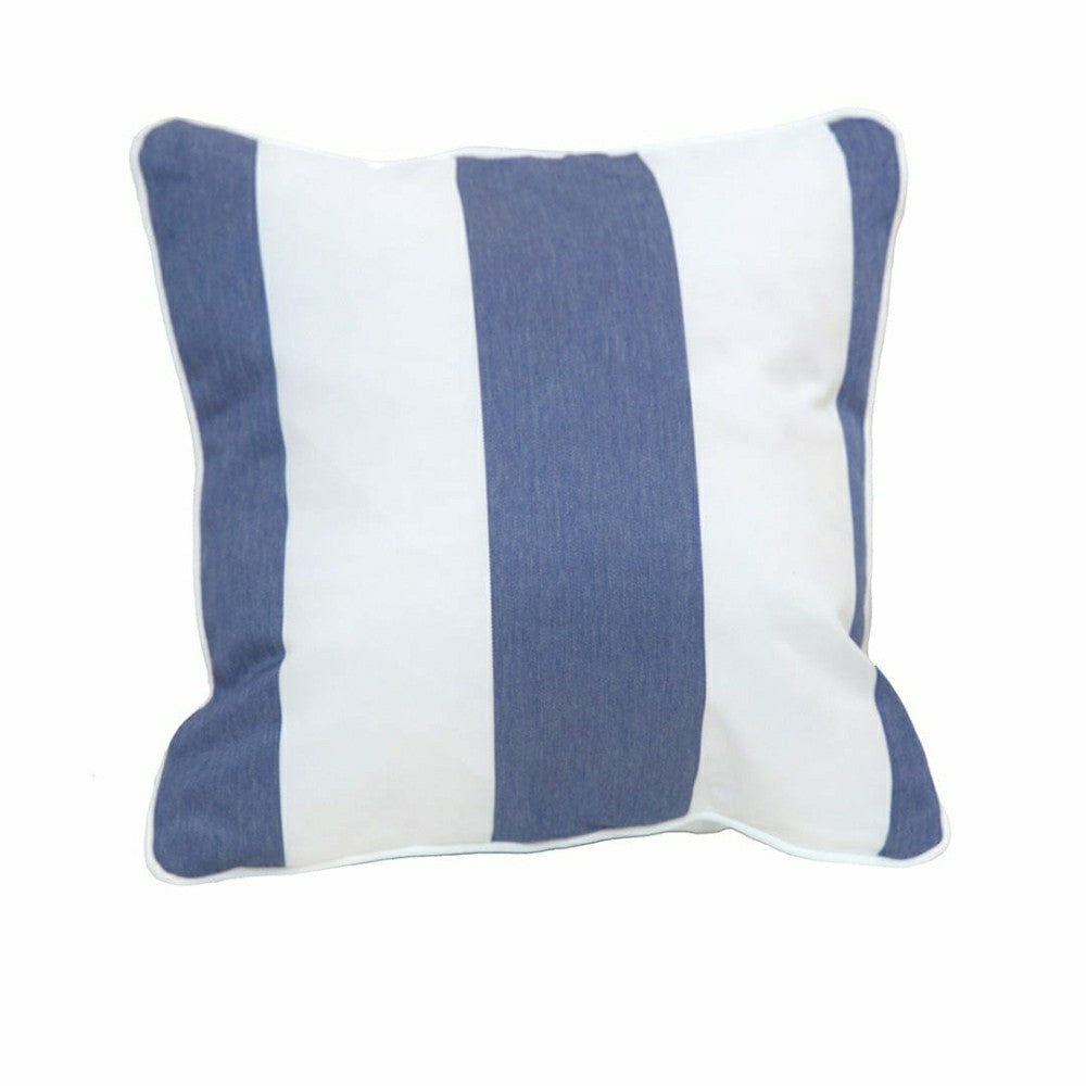 East Green Square Outdoor Accent Pillow | Plow & Hearth