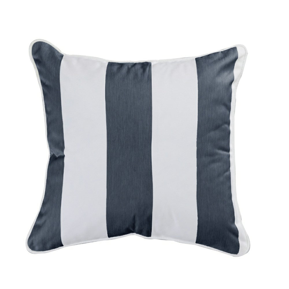 East Green Square Outdoor Accent Pillow | Plow & Hearth