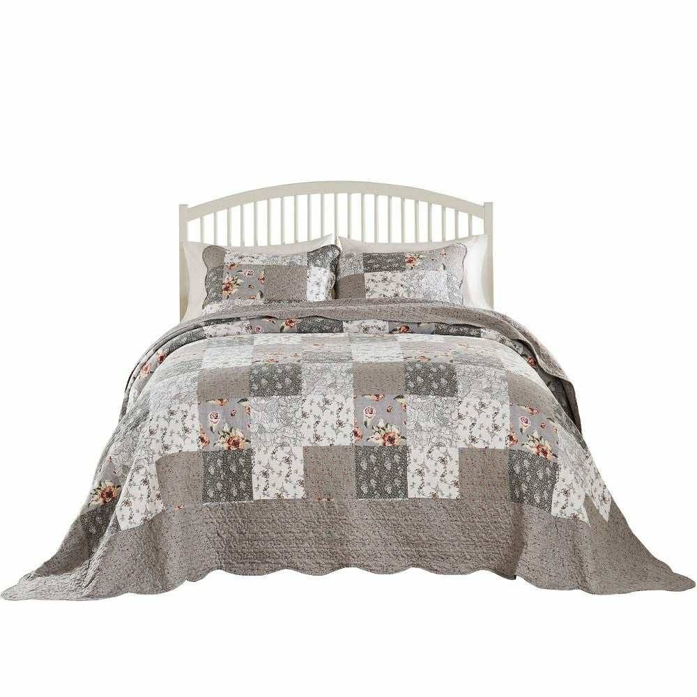 Giulia Reversible Bedding | Plow & Hearth