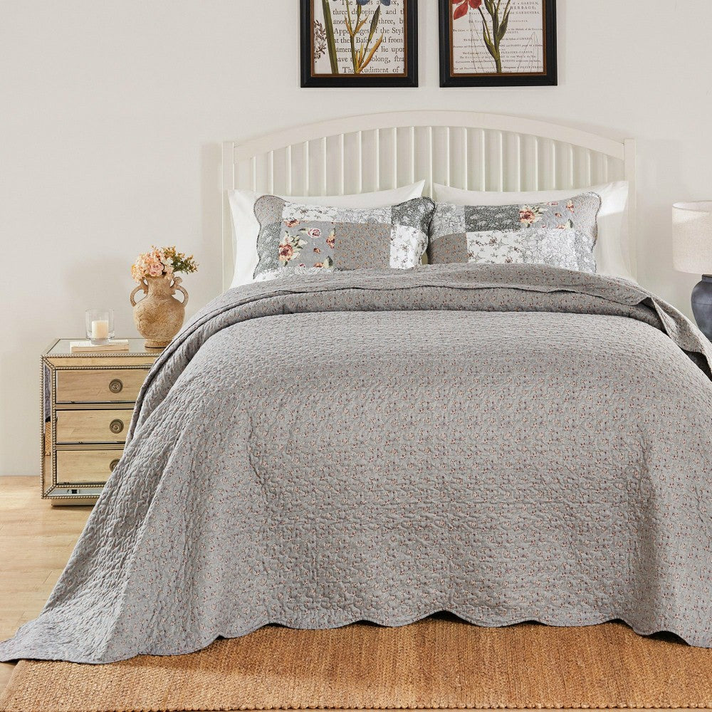 Giulia Reversible Bedding | Plow & Hearth