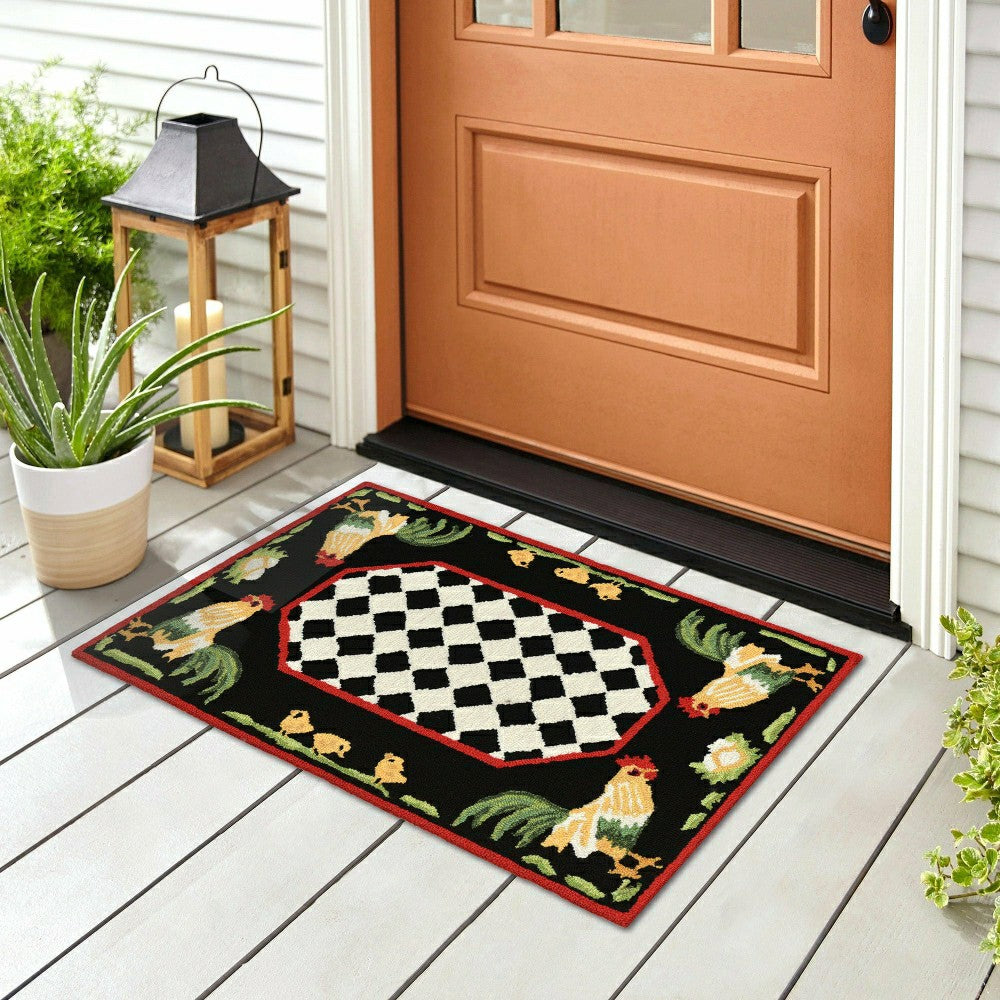 Rooster & Chick Border Indoor/Outdoor Rug | Plow & Hearth