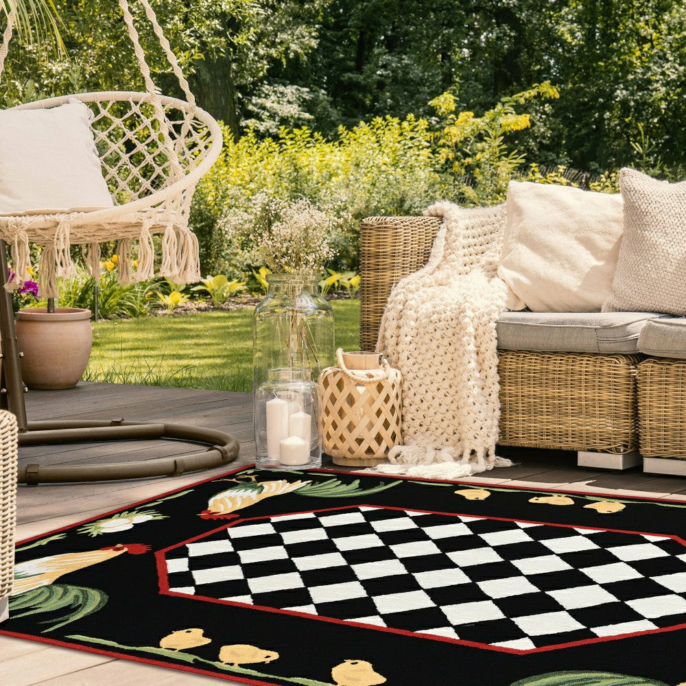 Rooster & Chick Border Indoor/Outdoor Rug | Plow & Hearth
