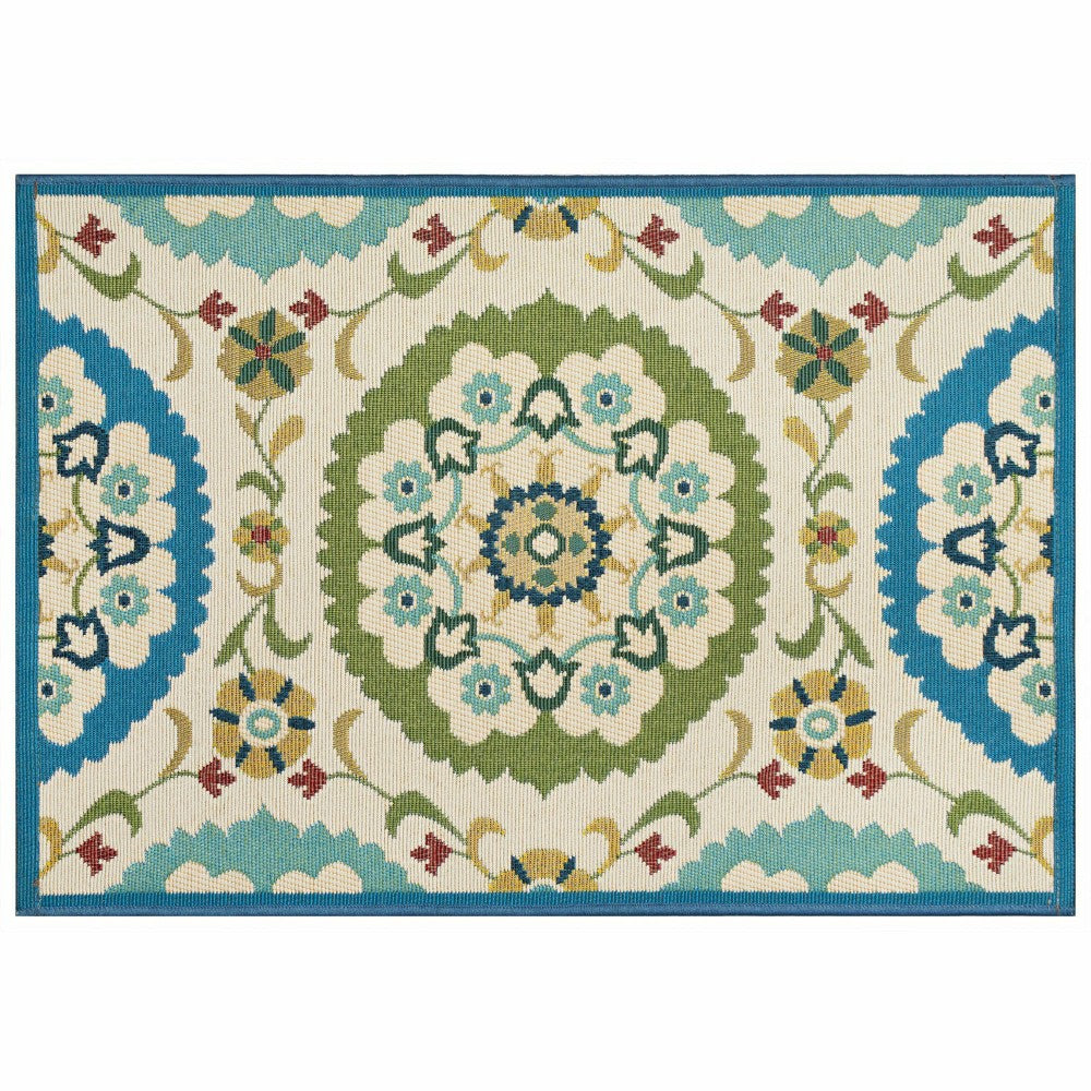 Suzanie Indoor/Outdoor Rug | Plow & Hearth