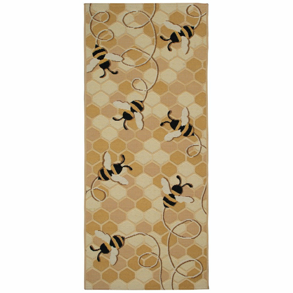 Esencia Bee Free Indoor/Outdoor Rug | Plow & Hearth