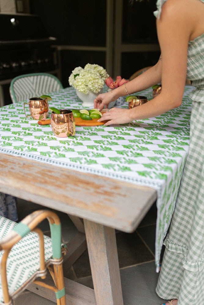 Table Throw - Palmetto, Evergreen & Vine | Plow & Hearth