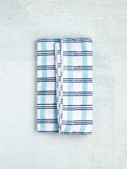 Table Runner - Plaid, Navy & Uniform Blue | Plow & Hearth