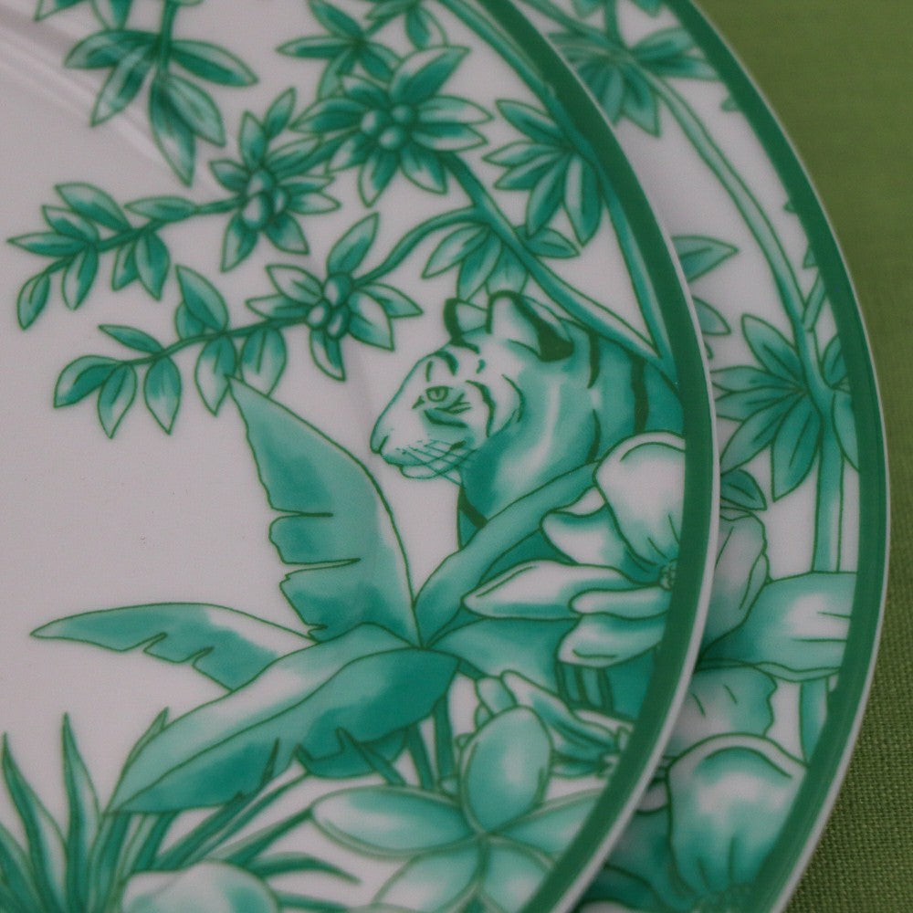 Monsoon Verdant Starter Plate - Set of 4 (+1 Bonus Plate) | Plow & Hearth
