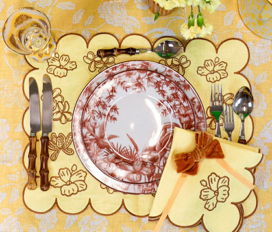 Sepia Estate Dinner Plate - Set of 4 (+1 Bonus Plate) | Plow & Hearth