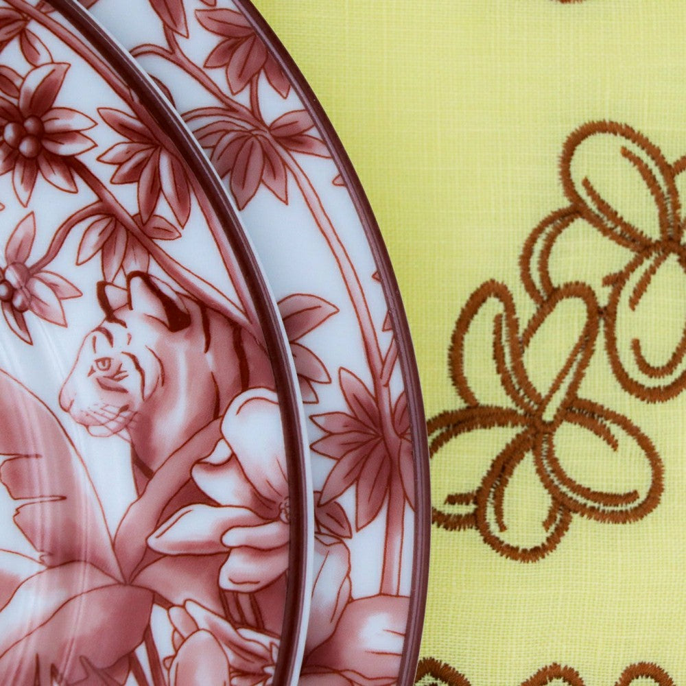 Sepia Estate Dinner Plate - Set of 4 (+1 Bonus Plate) | Plow & Hearth