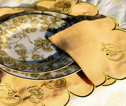 Pembroke Safari Dinner Plate - Set of 4 (+1 Bonus Plate) | Plow & Hearth