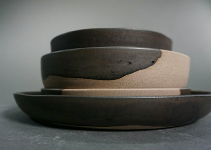 The Dinnerware Set - Gray/Black | Plow & Hearth