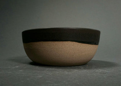 The Dinnerware Set - Gray/Black | Plow & Hearth