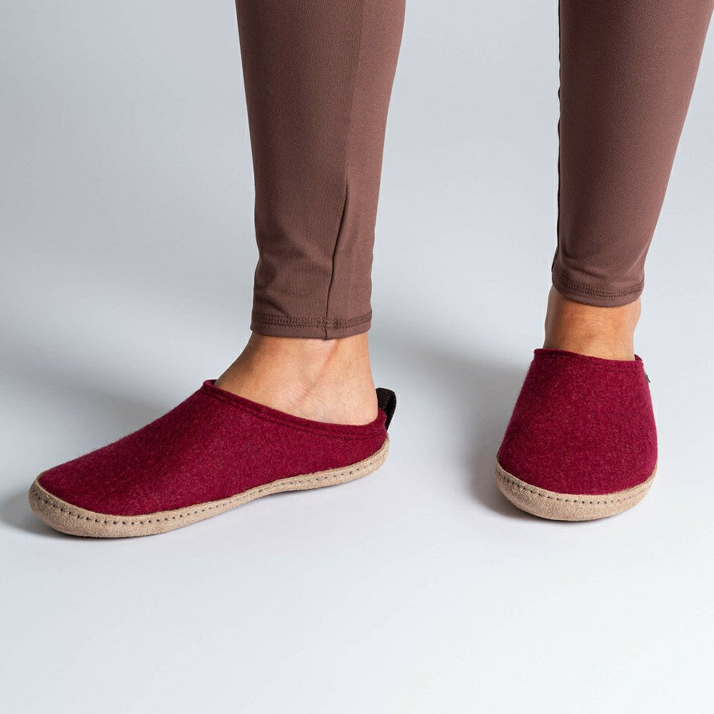 Kyrgies Indoor Wool Slides | Plow & Hearth