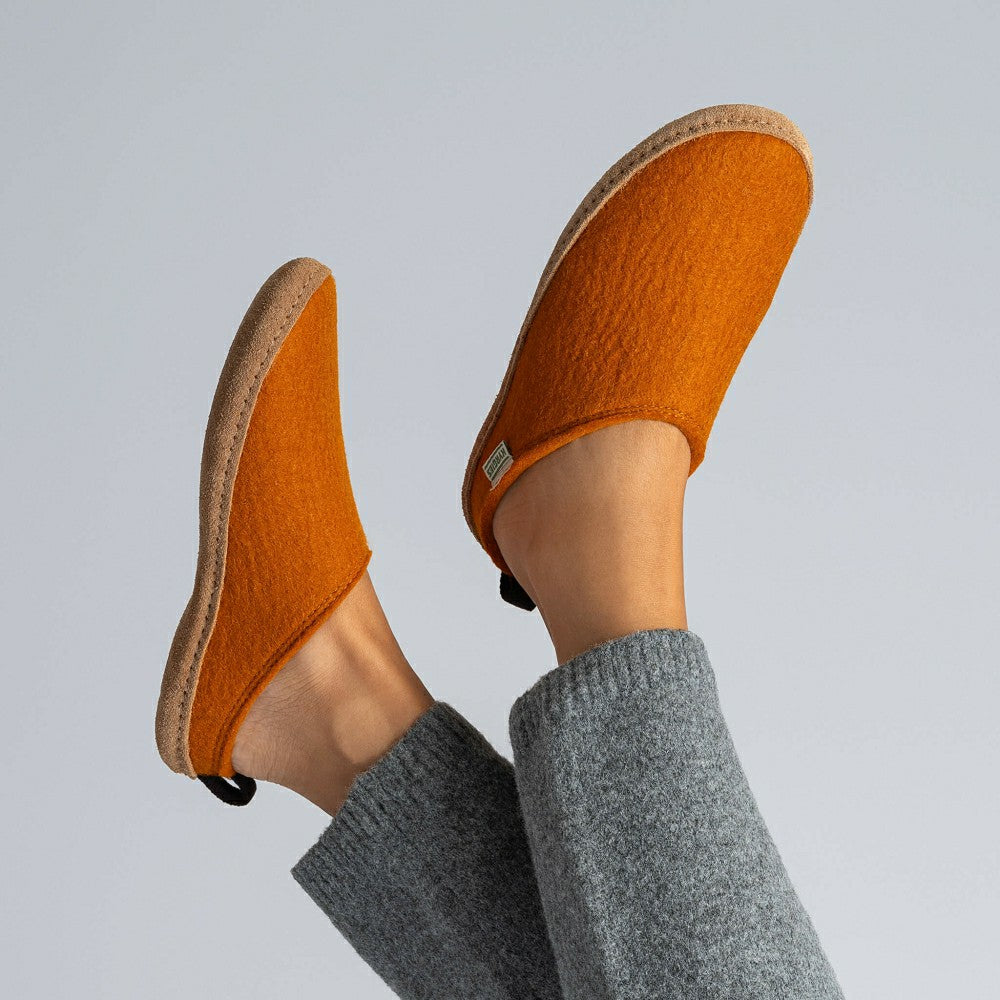 Kyrgies Indoor Wool Slides | Plow & Hearth