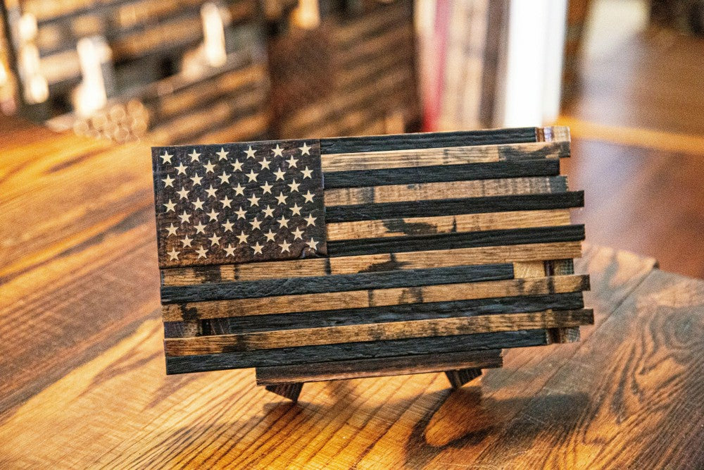 The Classic Cask Heritage Flag and Flag Stand | Plow & Hearth