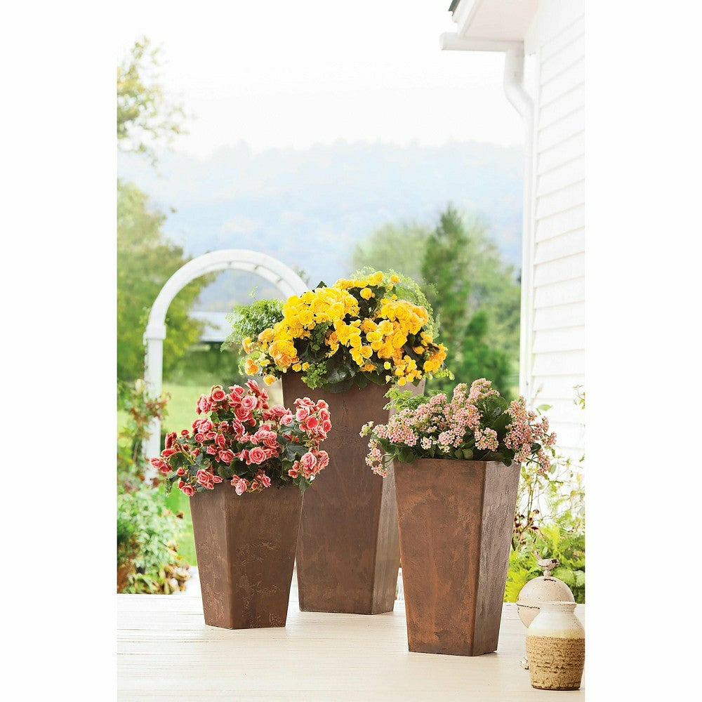 Small Sussex Frost-Proof Resin Planter | Plow & Hearth