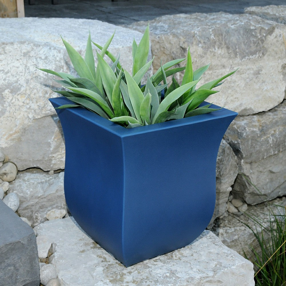 Valencia Square Planter | Plow & Hearth